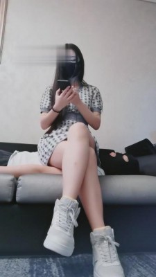 【猫神大人】白袜臀部窒息暴力踩踏 bf7212