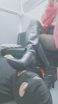 【灵竹】长靴碾压/坐脸/跪舔 bf7228