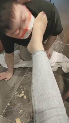 【梵一】外卖小哥训成狗 bf9189