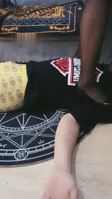 【美彤】原味黑丝脚羞辱狗儿子 bf7684