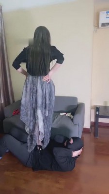 【领主老大】细跟高跟踩/踢踹/重度无底线 bf9211