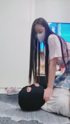 【猫神大人】丝袜窒息直接圣水 bf9220