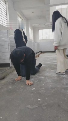 【最抗揍M】开发俩素人小姐姐校园暴力剧情调 bf9145