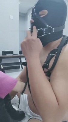 【若璃情侣】训练肥马儿喝圣水 bf3565