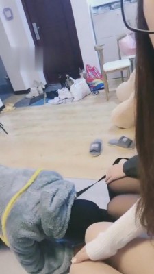 【宝儿】抓住车展偷袜子的贼【第二天】 bf3830