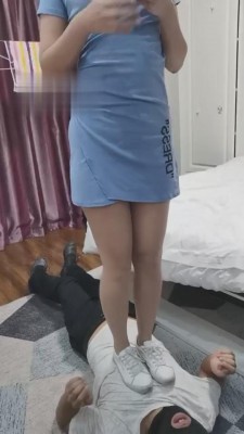 【甚而女主】脏鞋踩全身-脚窒息羞辱 bf3953