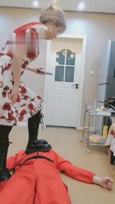 【丝洛】惩罚下属强制踢踹 bf4186