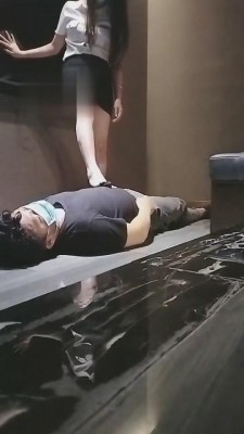 【开发素人】纹身素人暴躁女王首调 bf4335