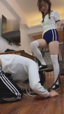 【甜甜】面试应聘私奴的狗 bf4583