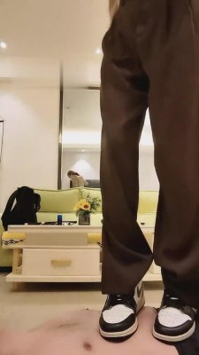 【泽安安】AJ鞋棉船袜暴力踢裆 bf820