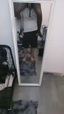 【夏馨】马丁靴黑丝笼中戏耍贱狗 bf959