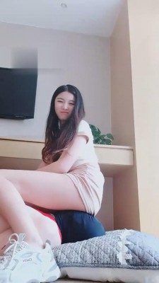 【梓晨】全体重踩踏/坐脸窒息至休克 bf1130