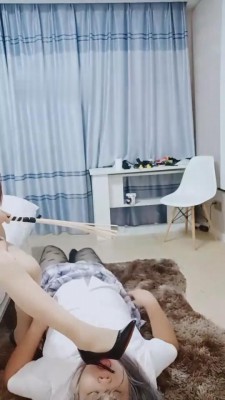 【余香】惩罚超胖母畜生 bf1181