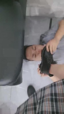 【滔滔】下雨天也抵挡不了犯贱 bf2232