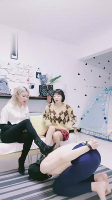 【丝洛】双S-带妹妹踢废贱狗 bf2564