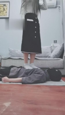 【猫神大人】御姐原味棉袜羞辱狗 bf2877