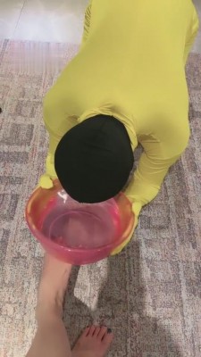 【千条姐】奶狗舔脚恋足专场 bf3090