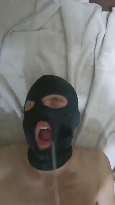 【莉娜】漂亮姐姐耳光踩踏窒息 bf3332