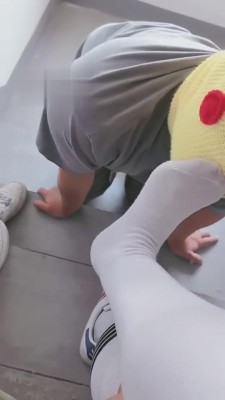 【美柠S】楼道玩狗-清理脏鞋-浓痰鼻涕口水 bf3087