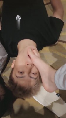 【滔滔】剧情-男老板和司机沦为女下属的奴 bf690