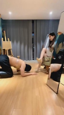 【三三】剧情-驯化抖M邻居 G-210824-21