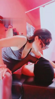 【SMqueenwuhan】继母黑丝脚诱惑调 G-210818-15