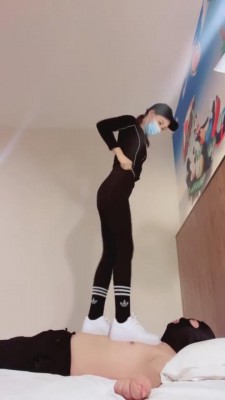 【虞姬】没钱狗子面试地毯多双鞋子踩踏 G-210816-33