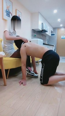 【暴力美学】姐姐教育骚弟弟 G-210820-11