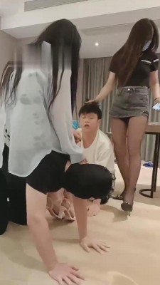 【丹祖宗】双S戏耍狗奴-转胯/骑马提档/深喉/踩踏【完整版】 bf12288