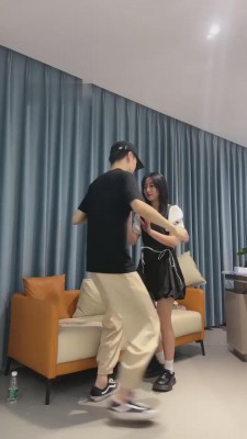 【狗哥】素人首次-收拾色狼快递小哥 bf12462