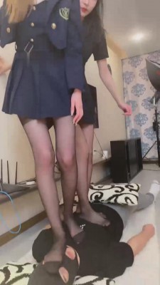 【二宝】带素人小姐姐调圈养多奴【完整版】 bf12675