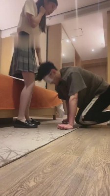 【樱木花椒】JK小姐姐袜子气味羞辱 bf13158