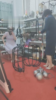 【束之高阁】鸟笼严厉囚禁女奴 bf13575