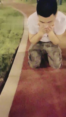 【猫神大人】户外tj表弟喂圣水 bf13768