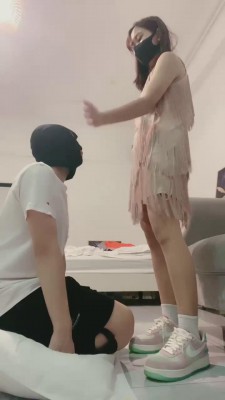 【小劳拉】被表妹狂抽耳光 bf13682