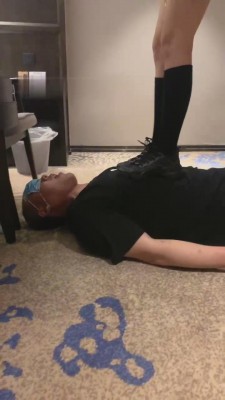 【优lios】清纯小姐姐羞辱继父 bf14409