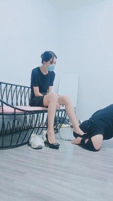 【晨沐】可爱学生S运动白袜羞辱 bf14709