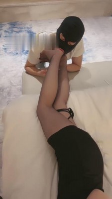 【简一】高跟黑丝御姐群调贱奴 bf14965