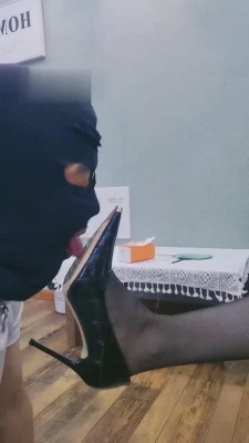 【乐乐女王】暴击圈养狗/强制吃圣水泡面包 bf15246