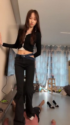 【二宝】二号高跟舞中漫步调教贱狗 bf15131