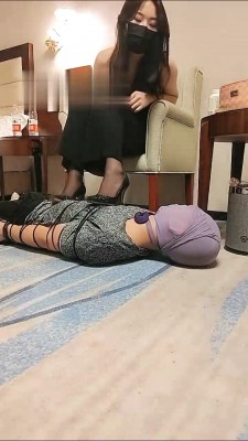 【星期六】五花大绑高跟全体重踩 bf16409