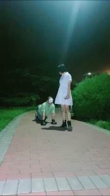 【美离子】超精彩-深夜户外遛狗