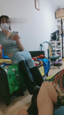 【暴力美学】长靴脏臭白袜羞辱狗 bf17025