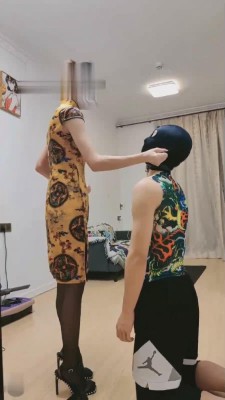 【暴力美学】旗袍女主暴力打肌肉男/踩踏呕吐物 bf16809