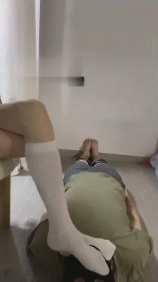 【小月神】萝莉主白丝踩脚垫 bf17246