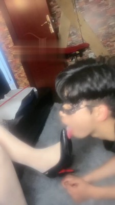 【芸熙】御姐捆绑强制奶狗舔脚 JS220817