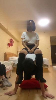 【朱砂痣】素人姐妹花原味辱狗 bf17273