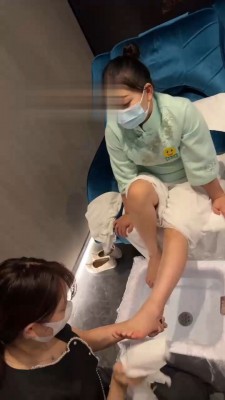 【橘子没熟】素人小姐姐玩母狗 bf18069