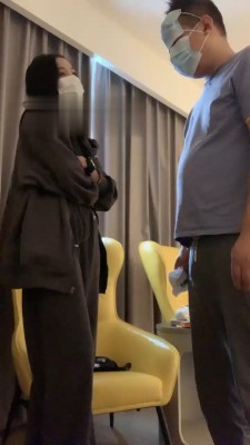 【夏夏s】聚会偷闻袜子被驯化 bf18120