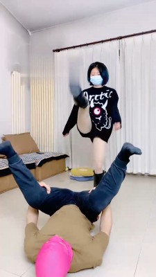 【美离子】堵上狗嘴重度踢踹碎蛋 bf19175